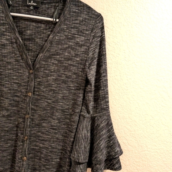 Lulus Jony heathered ribbed button up  midi Dres Medium,,3/4 bell sleeves NWT - Picture 6 of 11